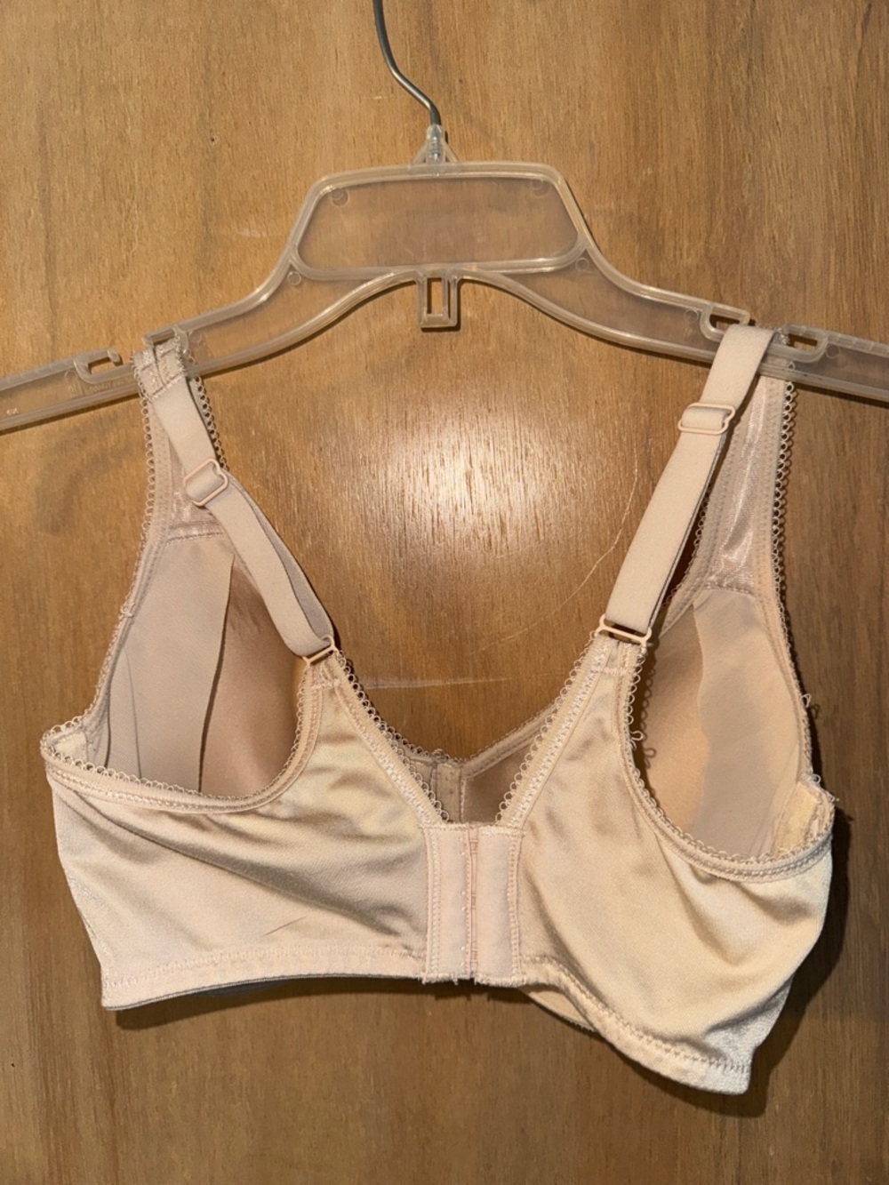 Wacoal Smooth Nude Full-Coverage Underwire Bra. 32DD - Picture 3 of 4